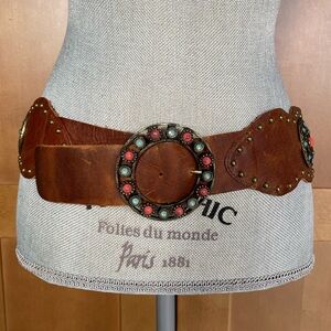 LEATHEROCK Brown Leather Studded Belt with Coral Accents and Round Buckle, M-L